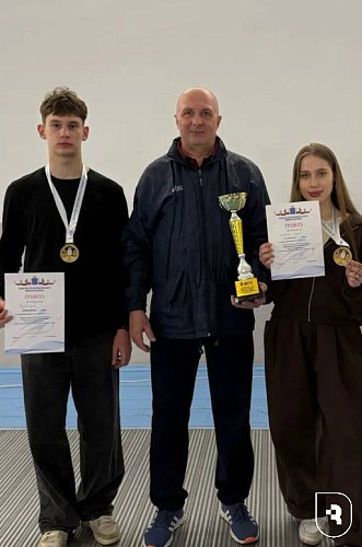 Фехтовальщики СГМУ стали бронзовыми призерами универсиады Саратовской области