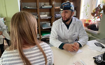 Врачи УКБ № 1 и НИИТОН провели прием пациентов Романовского района.